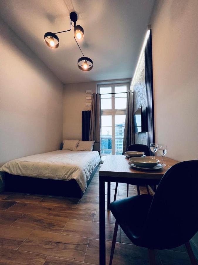 Property Apart - Plac Jana Pawla II Centrum วรอตซวาฟ ภายนอก รูปภาพ